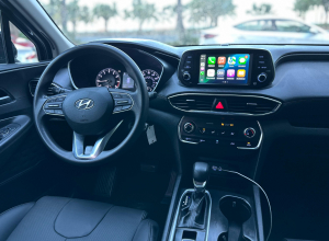 Hyundai Santa Fe SE