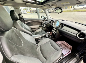 MINI Cooper Básico