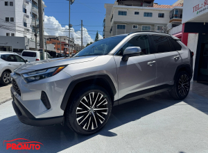 Toyota RAV4 XLE