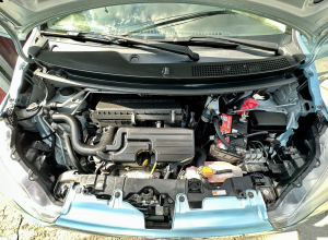 Daihatsu Mira Plus