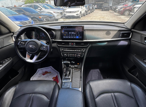 Kia K5 Deluxe