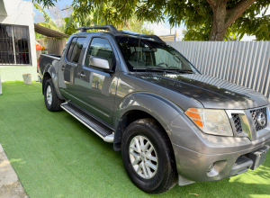 Nissan Frontier SV