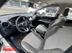 Kia Soluto Basico