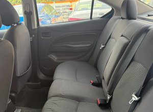 Mitsubishi Mirage Básico