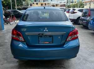 Mitsubishi Mirage Básico