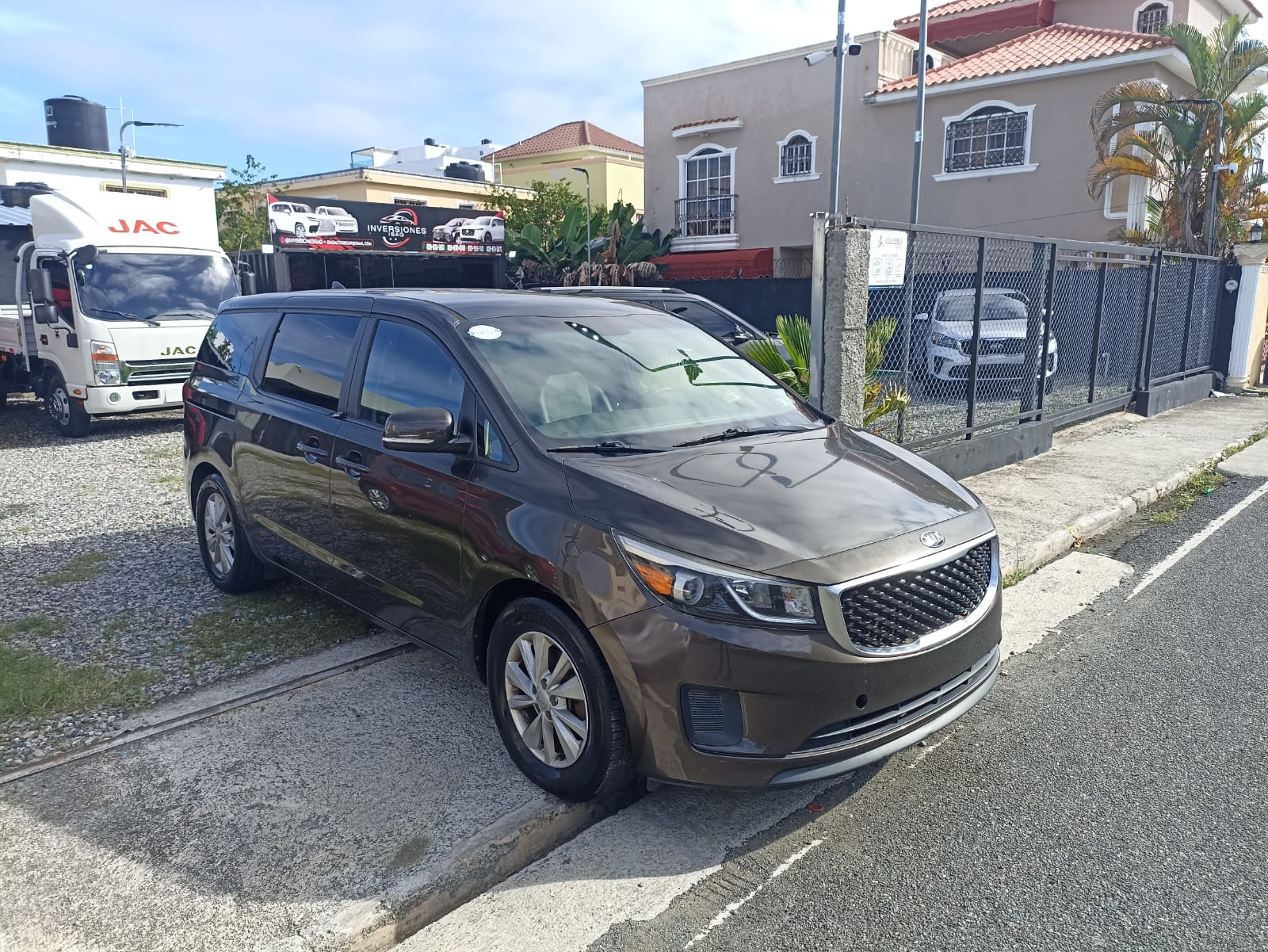 Kia Sedona LX