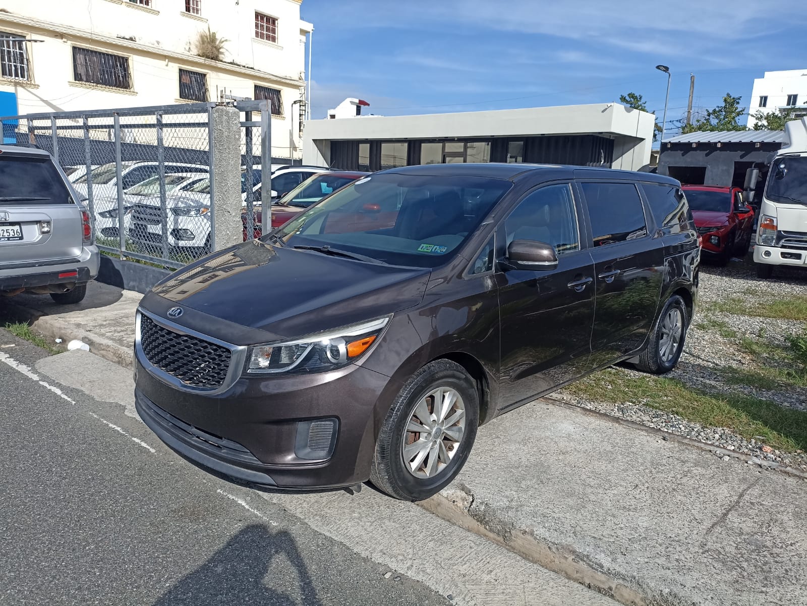 Kia Sedona LX