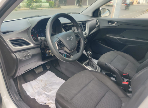 Hyundai Accent SE