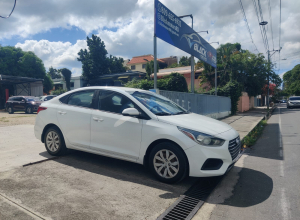 Hyundai Accent SE