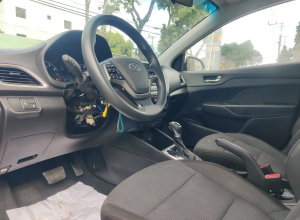Hyundai Accent SE