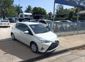 Toyota Vitz Básico