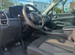 Kia Sorento LX