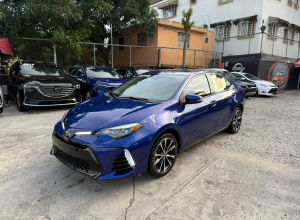 Toyota Corolla SE