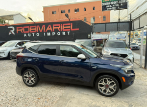 Kia Seltos EX