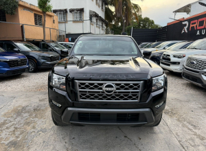 Nissan Frontier SV