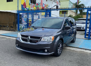 Dodge Caravan SE