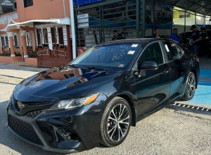 Toyota Camry SE