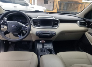 Kia Sorento LX