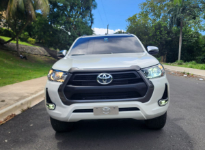 Toyota Hilux SRV
