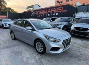 Hyundai Accent SE