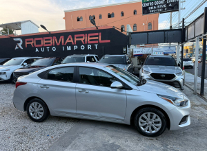 Hyundai Accent SE