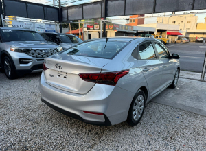 Hyundai Accent SE