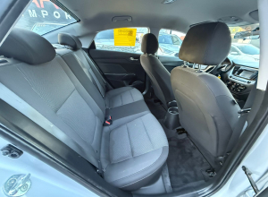 Hyundai Accent SE