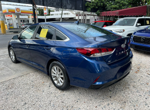 Hyundai Sonata SE