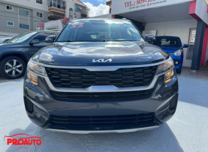 Kia Seltos EX