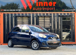 Nissan March Básico