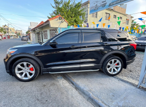 Ford Explorer Platinum