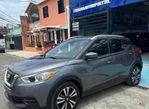 Nissan Kicks SV