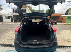 Nissan Kicks SV