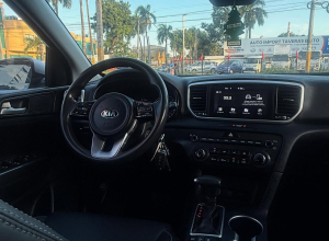 Kia Sportage LX