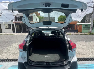 Nissan Kicks SV