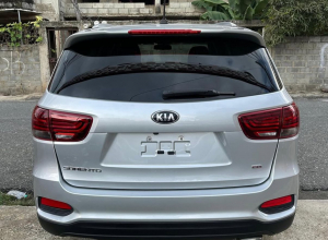 Kia Sorento LX