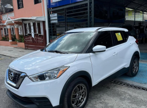 Nissan Kicks S