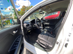 Kia Rio EX