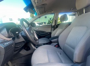 Hyundai Santa Fe SE