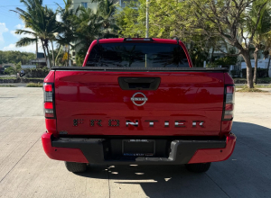 Nissan Frontier SV