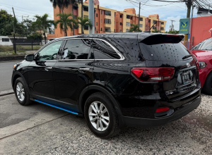 Kia Sorento LX