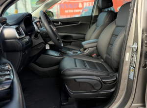 Kia Sorento LX
