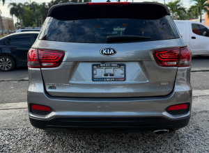 Kia Sorento LX