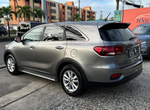Kia Sorento LX