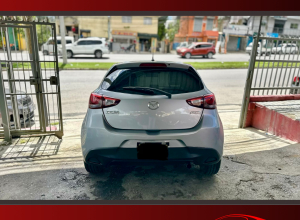 Mazda Demio Básico