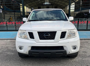 Nissan Frontier SV