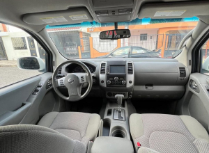 Nissan Frontier SV