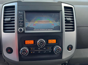 Nissan Frontier SV