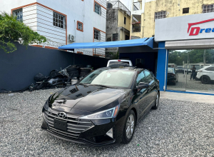 Hyundai Elantra Limited