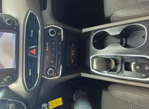 Hyundai Santa Fe SE